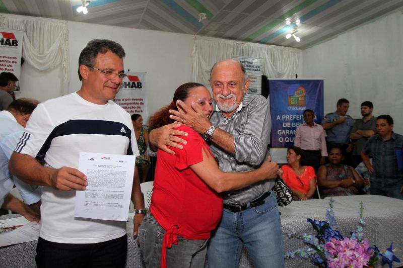 notícia: Governo e Prefeitura garantem direito à moradia para 300 famílias da Comunidade Canarinho