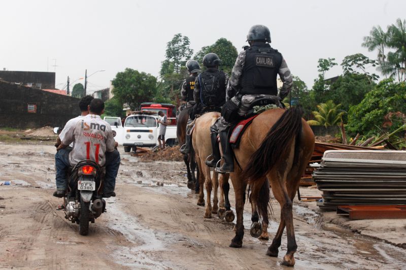 notícia: Polícia Militar garante desocupação pacífica em terreno na Mário Covas
