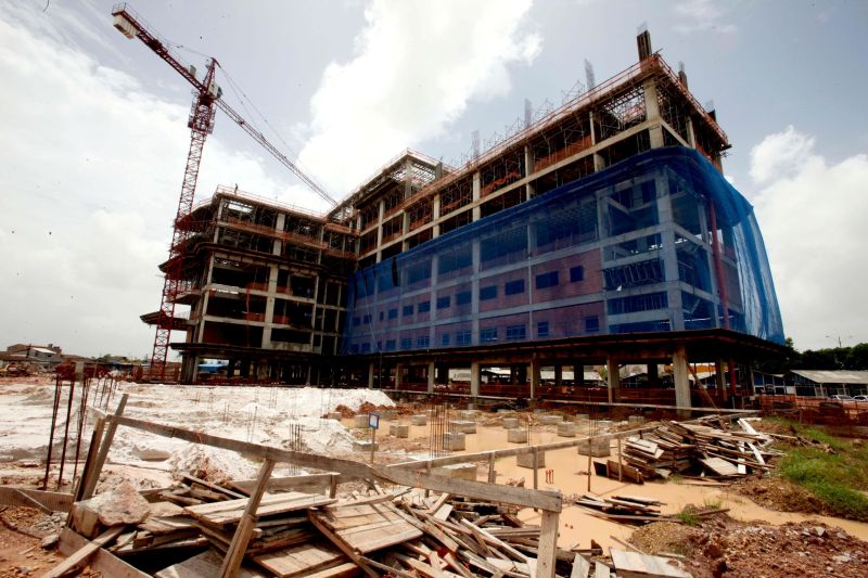 notícia: Obras do Hospital Abelardo Santos chegam ao oitavo piso