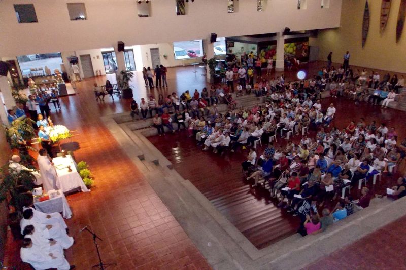 notícia: Dia do Artesão é comemorado com missa no Coliseu das Artes