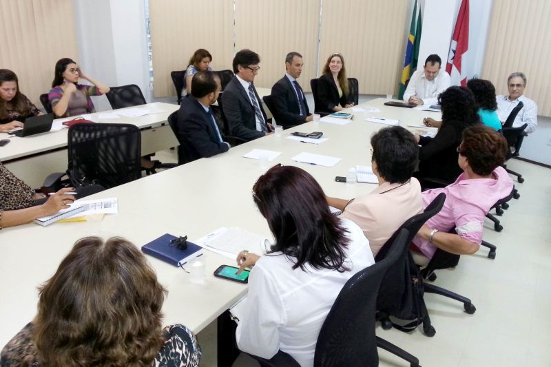 notícia: Sectet debate educação profissional no Pará com três ministérios