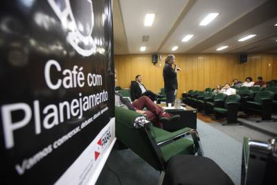 notícia: Microcrédito como política inclusiva é tema do evento Café com Planejamento