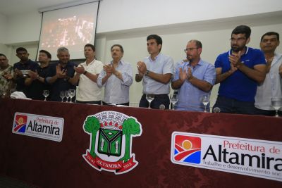notícia: Governo e prefeitura de Altamira assinam convênio para pavimentação de vias