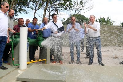 galeria: Governo entrega sistema de água recuperado, novo poço e beneficia mais de 20 mil pessoas em Outeiro