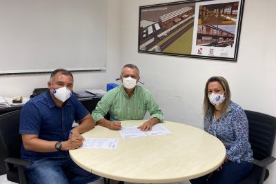 notícia: Estado firma compromisso com terminal hidroviário em Salvaterra