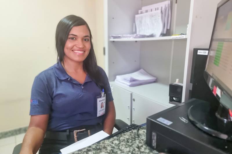 A recepcionista do ambulatório, Fabiola Gonçalves, participou da Roda de Conversa