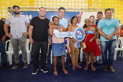 notícia: Governo do Pará entrega mais de 350 benefícios do 'Sua Casa" a famílias de Viseu