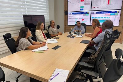 notícia: Reunião discute parceria da Sespa com Médicos Sem Fronteiras em Portel
