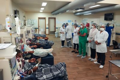 notícia: Regional do Tapajós alerta sobre os perigos do uso de acessórios em ambiente hospitalar   