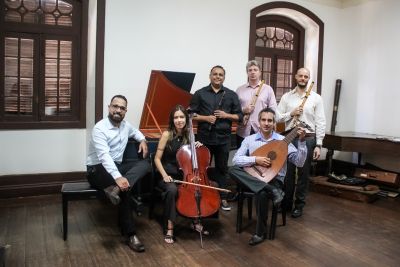 notícia: Núcleo de Música Antiga da Fundação Carlos Gomes faz recital na 'Igreja de Sto Alexandre'