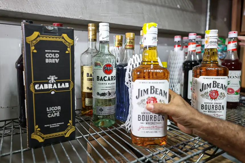  <div class='credito_fotos'>Foto: Alex Ribeiro / Ag. Pará   |   <a href='/midias/2025/originais/20251008165151-GF00025094-F00452534.jpg' download><i class='fa-solid fa-download'></i> Download</a></div>