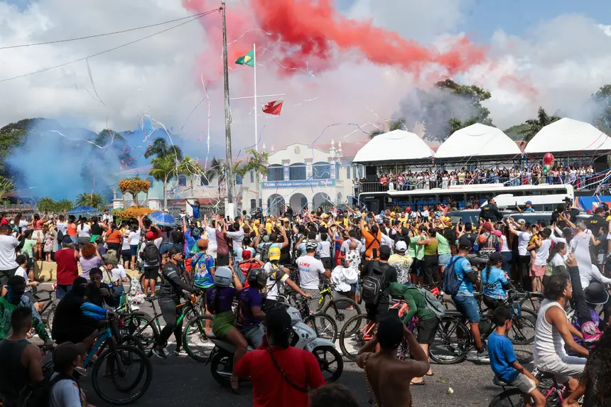  <div class='credito_fotos'>Foto: Pedro Guerreiro / Ag. Pará   |   <a href='/midias/2025/originais/20251010112246-GF00025126-F00453574.jpg' download><i class='fa-solid fa-download'></i> Download</a></div>