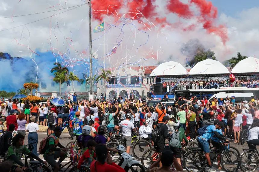  <div class='credito_fotos'>Foto: Pedro Guerreiro / Ag. Pará   |   <a href='/midias/2025/originais/20251010112250-GF00025126-F00453576.jpg' download><i class='fa-solid fa-download'></i> Download</a></div>