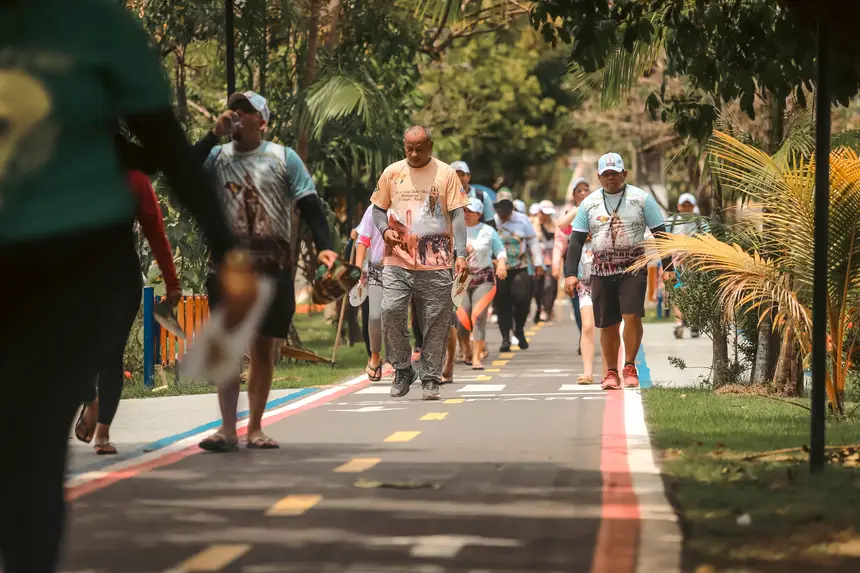  <div class='credito_fotos'>Foto: Rogério Uchôa / Agência Pará   |   <a href='/midias/2025/originais/20251011193221-GF00025141-F00454081.jpg' download><i class='fa-solid fa-download'></i> Download</a></div>