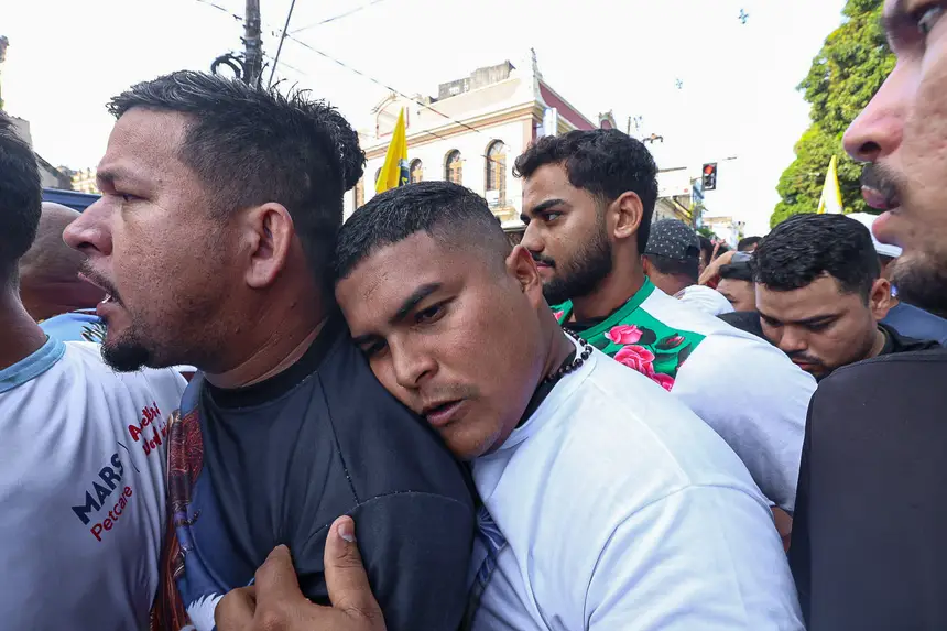  <div class='credito_fotos'>Foto: Alex Ribeiro / Ag. Pará   |   <a href='/midias/2025/originais/20251012090702-GF00025150-F00454408.jpg' download><i class='fa-solid fa-download'></i> Download</a></div>