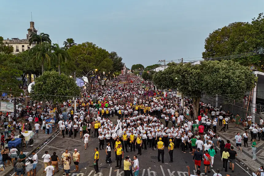 default <div class='credito_fotos'>Foto: Vinicius Pinto / Ag. Pará   |   <a href='/midias/2025/originais/20251012101744-GF00025152-F00454476.jpg' download><i class='fa-solid fa-download'></i> Download</a></div>