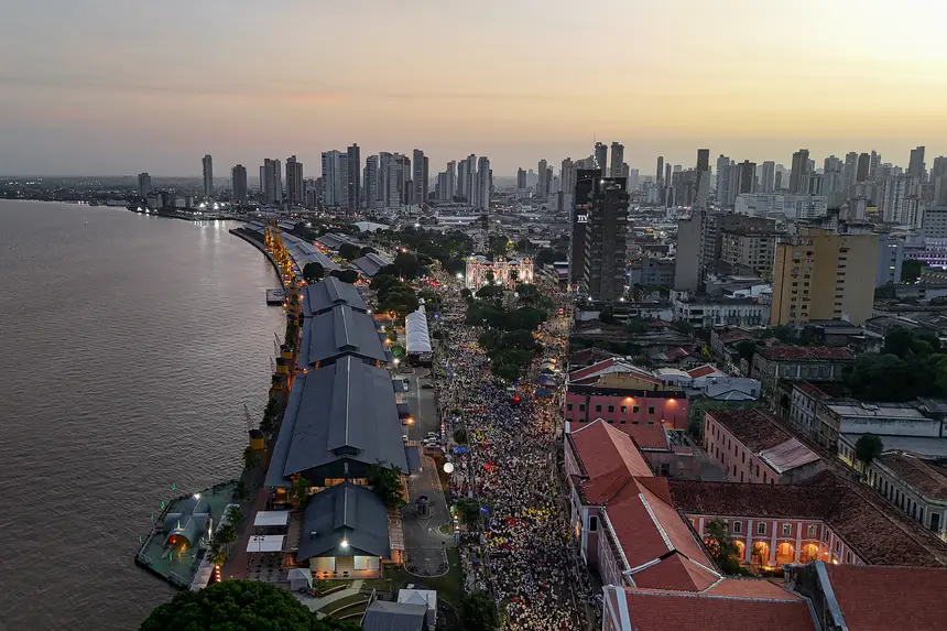 default <div class='credito_fotos'>Foto: Vinicius Pinto / Ag. Pará   |   <a href='/midias/2025/originais/20251012101809-GF00025152-F00454490.jpg' download><i class='fa-solid fa-download'></i> Download</a></div>