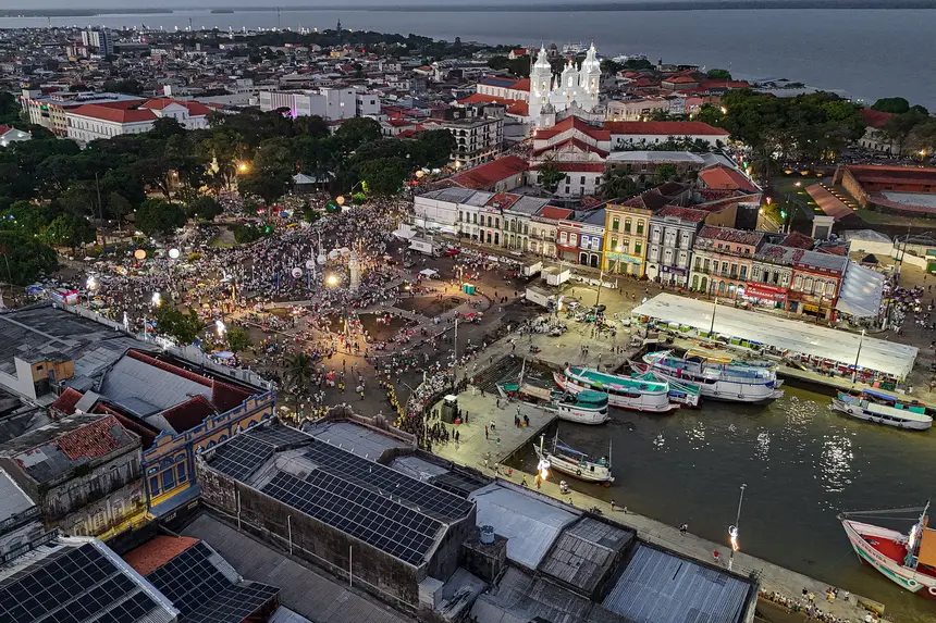 default <div class='credito_fotos'>Foto: Vinicius Pinto / Ag. Pará   |   <a href='/midias/2025/originais/20251012101817-GF00025152-F00454495.jpg' download><i class='fa-solid fa-download'></i> Download</a></div>