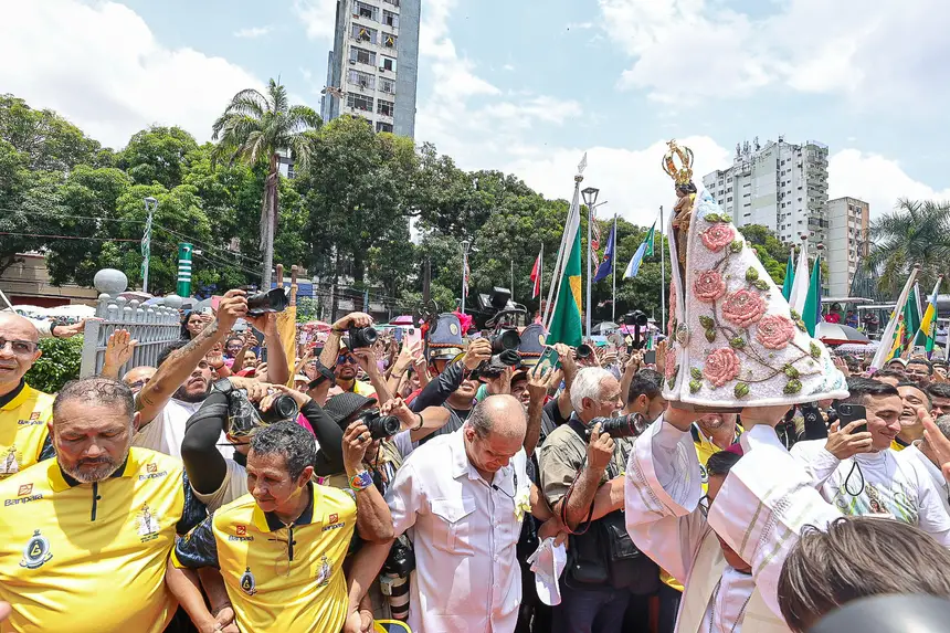 <div class='credito_fotos'>Foto: Alex Ribeiro / Ag. Pará   |   <a href='/midias/2025/originais/20251012124215-GF00025150-F00454542.jpg' download><i class='fa-solid fa-download'></i> Download</a></div>