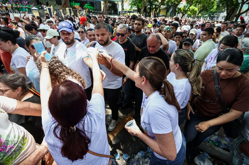  <div class='credito_fotos'>Foto: Rodrigo Pinheiro / Ag.Pará   |   <a href='/midias/2025/originais/20251012142156-GF00025154-F00454626.jpg' download><i class='fa-solid fa-download'></i> Download</a></div>