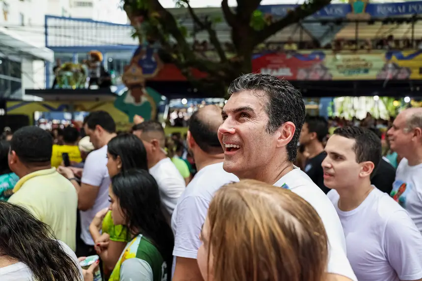  <div class='credito_fotos'>Foto: Marco Santos / Ag. Pará   |   <a href='/midias/2025/originais/20251012150535-GF00025155-F00454679.jpg' download><i class='fa-solid fa-download'></i> Download</a></div>