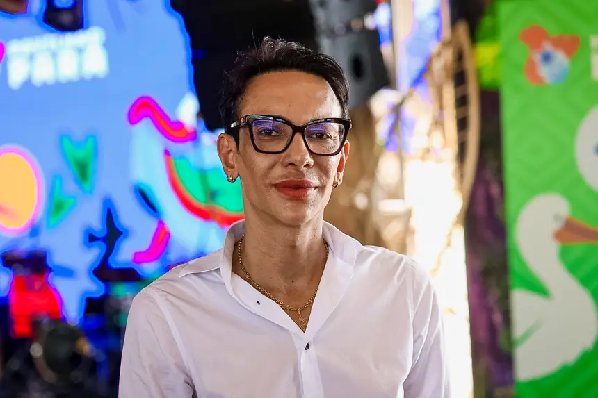 Estilista: Dan Delacosta <div class='credito_fotos'>Foto: Alex Ribeiro / Ag. Pará   |   <a href='/midias/2025/originais/20251111185957-GF00025456-F00465766.jpg' download><i class='fa-solid fa-download'></i> Download</a></div>