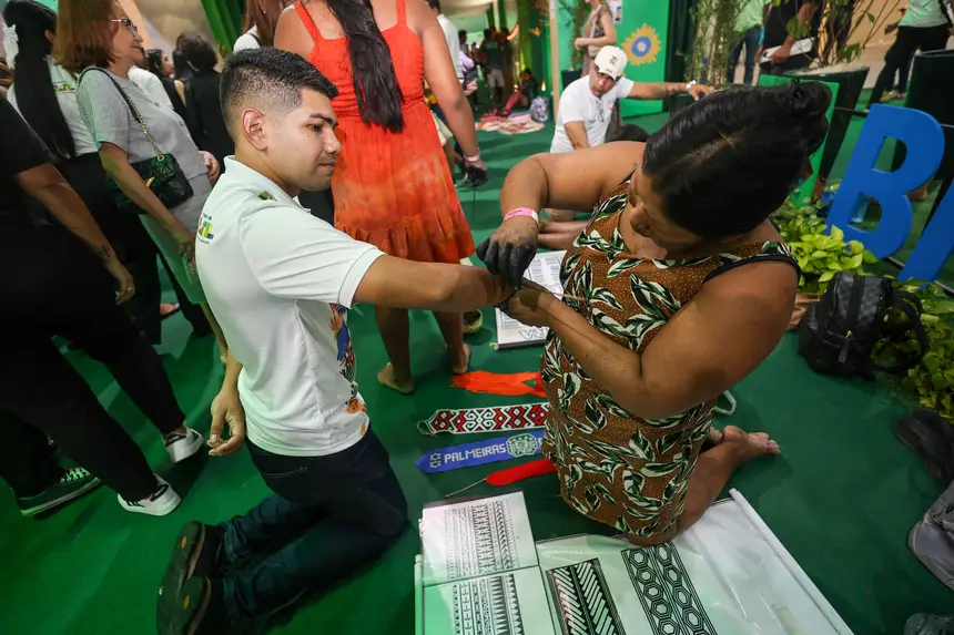  <div class='credito_fotos'>Foto: Bruno Cruz / Ag. Pará   |   <a href='/midias/2025/originais/20251117123148-GF00025559-F00468855.jpg' download><i class='fa-solid fa-download'></i> Download</a></div>