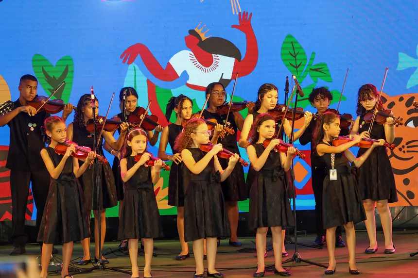  <div class='credito_fotos'>Foto: Bruno Cruz / Ag. Pará   |   <a href='/midias/2025/originais/20251117143252-GF00025562-F00468910.jpg' download><i class='fa-solid fa-download'></i> Download</a></div>