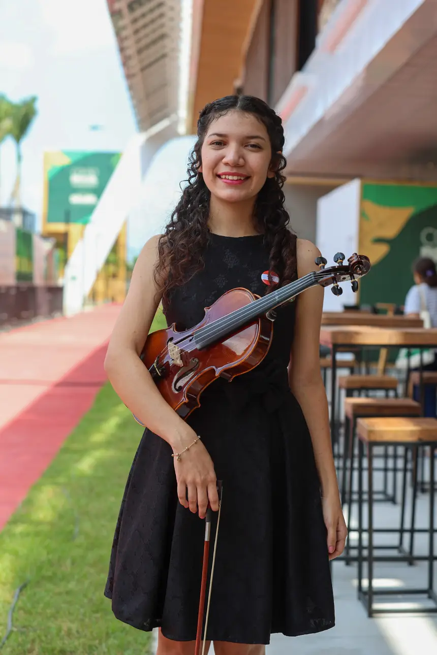 Thalia Andrade/estudante usina Bengui <div class='credito_fotos'>Foto: Bruno Cruz / Ag. Pará   |   <a href='/midias/2025/originais/20251117143844-GF00025562-F00468929.jpg' download><i class='fa-solid fa-download'></i> Download</a></div>