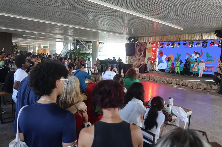  <div class='credito_fotos'>Foto: Bruno Cecim / Ag.Pará   |   <a href='/midias/2025/originais/20251118172522-GF00025601-F00469819.jpg' download><i class='fa-solid fa-download'></i> Download</a></div>