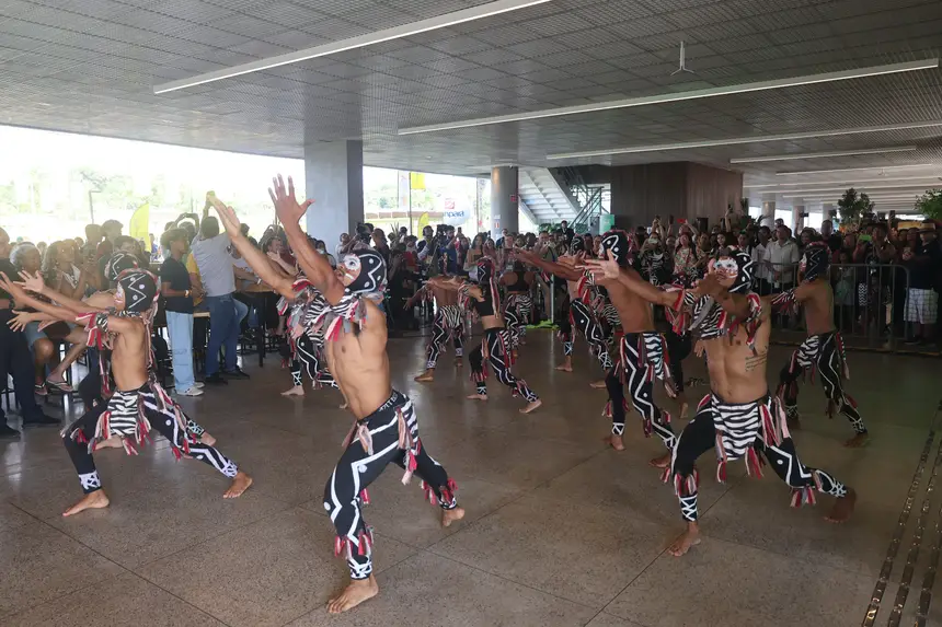  <div class='credito_fotos'>Foto: Bruno Cecim / Ag.Pará   |   <a href='/midias/2025/originais/20251118172548-GF00025601-F00469836.jpg' download><i class='fa-solid fa-download'></i> Download</a></div>