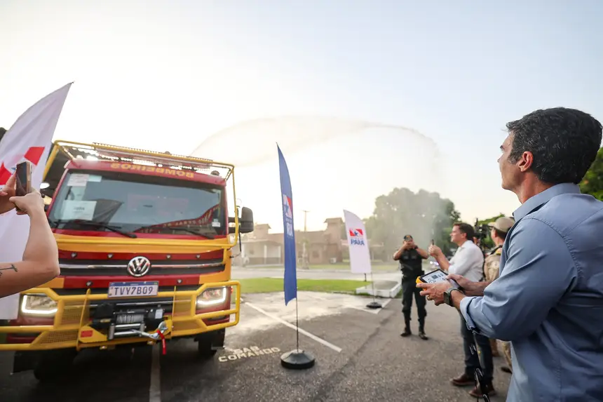  <div class='credito_fotos'>Foto: Marco Santos / Ag. Pará   |   <a href='/midias/2025/originais/20251124193018-GF00025685-F00471687.jpg' download><i class='fa-solid fa-download'></i> Download</a></div>