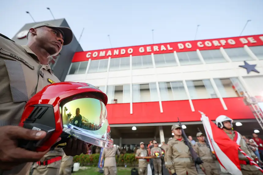  <div class='credito_fotos'>Foto: Marco Santos / Ag. Pará   |   <a href='/midias/2025/originais/20251124193045-GF00025685-F00471702.jpg' download><i class='fa-solid fa-download'></i> Download</a></div>