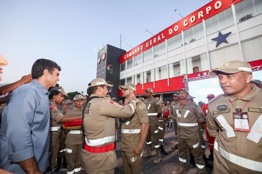  <div class='credito_fotos'>Foto: Marco Santos / Ag. Pará   |   <a href='/midias/2025/originais/20251124193052-GF00025685-F00471706.jpg' download><i class='fa-solid fa-download'></i> Download</a></div>