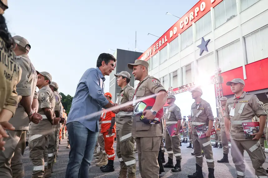  <div class='credito_fotos'>Foto: Marco Santos / Ag. Pará   |   <a href='/midias/2025/originais/20251124193110-GF00025685-F00471716.jpg' download><i class='fa-solid fa-download'></i> Download</a></div>