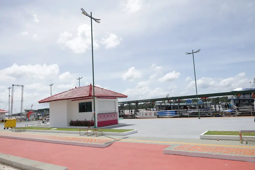  <div class='credito_fotos'>Foto: Pedro Guerreiro / Ag. Pará   |   <a href='/midias/2025/originais/20251125134245-GF00025694-F00471955.jpg' download><i class='fa-solid fa-download'></i> Download</a></div>