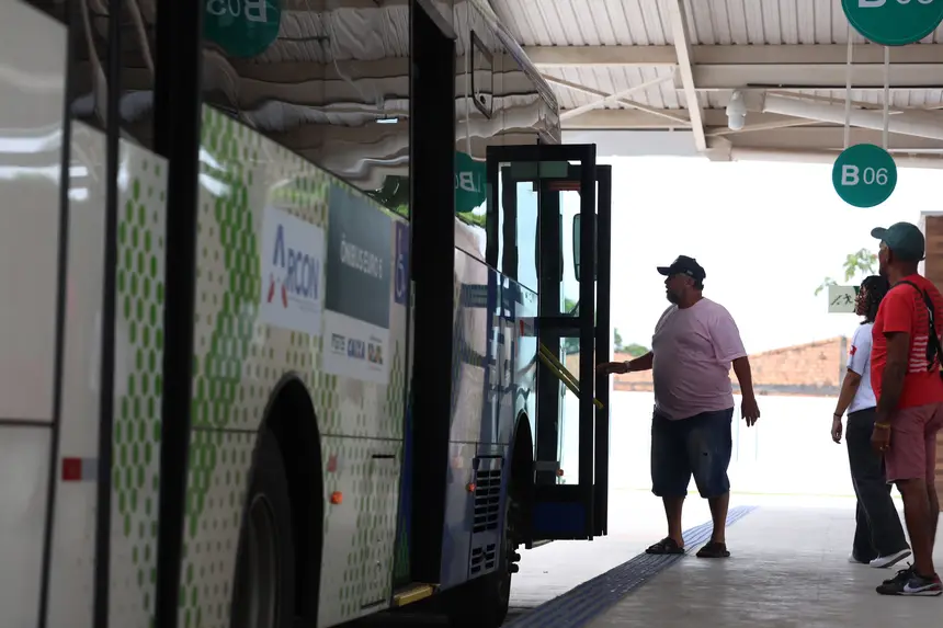  <div class='credito_fotos'>Foto: Rodrigo Pinheiro / Ag.Pará   |   <a href='/midias/2025/originais/20251125135025-GF00025695-F00471975.jpg' download><i class='fa-solid fa-download'></i> Download</a></div>