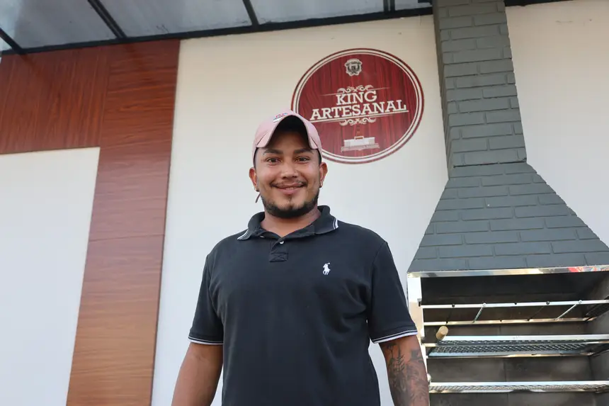 Neto Ferreira, comerciante <div class='credito_fotos'>Foto: Bruno Cecim / Ag.Pará   |   <a href='/midias/2025/originais/20251126184549-GF00025715-F00472585.jpg' download><i class='fa-solid fa-download'></i> Download</a></div>