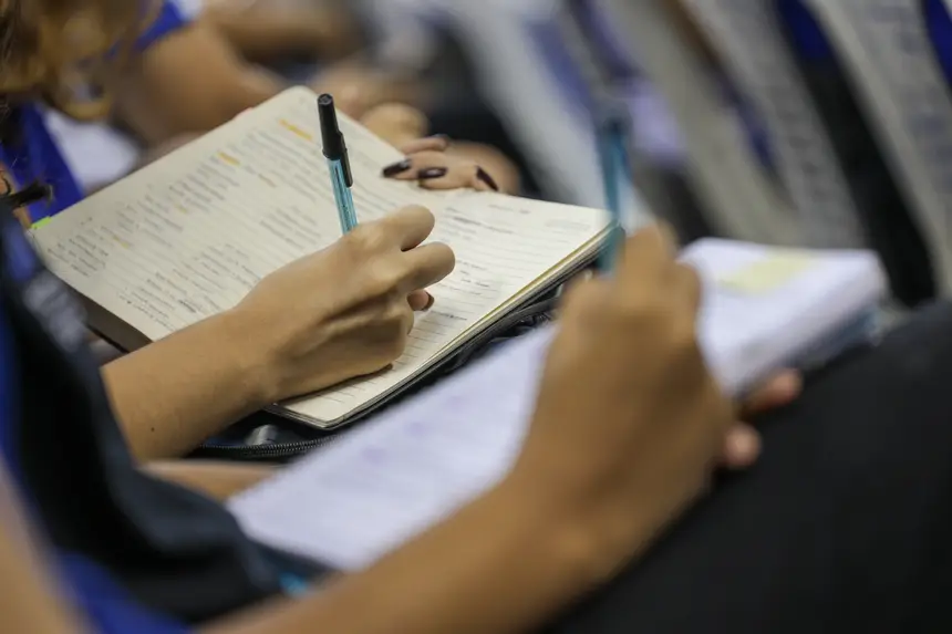  <div class='credito_fotos'>Foto: Pedro Guerreiro / Ag. Pará   |   <a href='/midias/2025/originais/20251128115107-GF00025725-F00472874.jpg' download><i class='fa-solid fa-download'></i> Download</a></div>