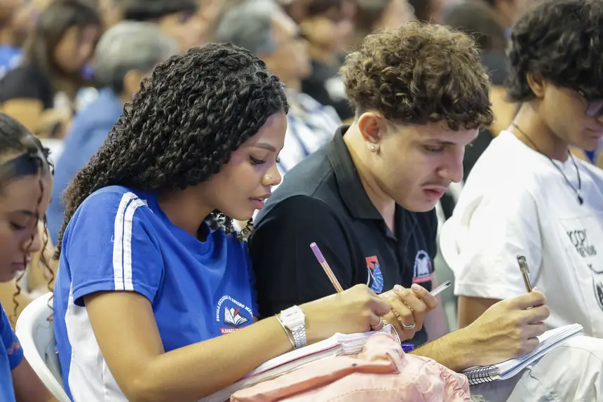  <div class='credito_fotos'>Foto: Pedro Guerreiro / Ag. Pará   |   <a href='/midias/2025/originais/20251128115114-GF00025725-F00472878.jpg' download><i class='fa-solid fa-download'></i> Download</a></div>