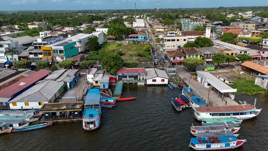 default <div class='credito_fotos'>Foto: Roni Moreira / Ag.Pará   |   <a href='/midias/2025/originais/20251129172505-GF00025734-F00473238.jpg' download><i class='fa-solid fa-download'></i> Download</a></div>