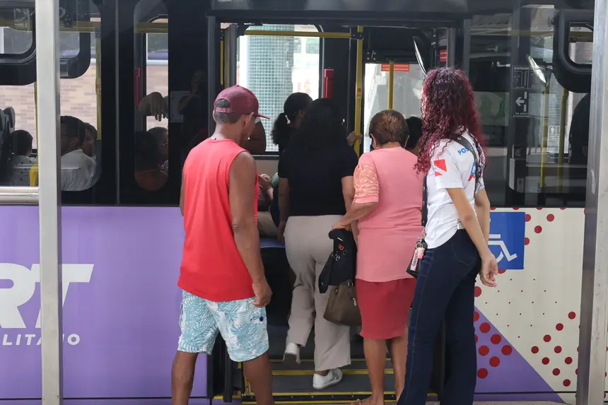  <div class='credito_fotos'>Foto: Bruno Cecim / Ag.Pará   |   <a href='/midias/2025/originais/20251129175717-GF00025736-F00473369.jpg' download><i class='fa-solid fa-download'></i> Download</a></div>