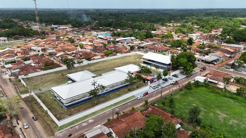 default <div class='credito_fotos'>Foto: Vinicius Pinto / Ag. Pará   |   <a href='/midias/2025/originais/20251201130923-GF00025742-F00473630.jpg' download><i class='fa-solid fa-download'></i> Download</a></div>