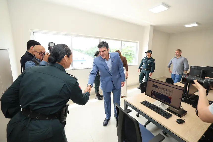  <div class='credito_fotos'>Foto: Marco Santos / Ag. Pará   |   <a href='/midias/2025/originais/20251201132256-GF00025743-F00473641.jpg' download><i class='fa-solid fa-download'></i> Download</a></div>