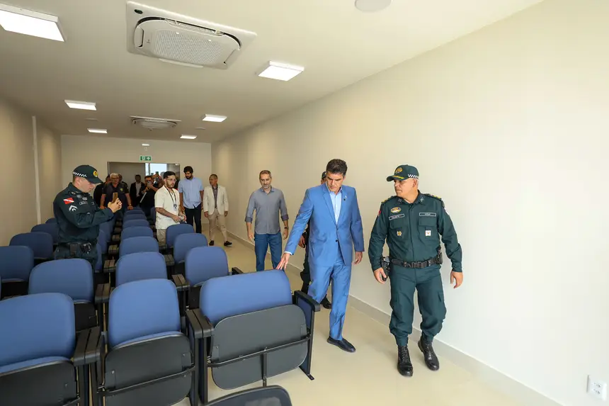  <div class='credito_fotos'>Foto: Marco Santos / Ag. Pará   |   <a href='/midias/2025/originais/20251201132303-GF00025743-F00473645.jpg' download><i class='fa-solid fa-download'></i> Download</a></div>