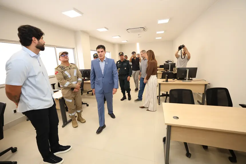  <div class='credito_fotos'>Foto: Marco Santos / Ag. Pará   |   <a href='/midias/2025/originais/20251201132305-GF00025743-F00473646.jpg' download><i class='fa-solid fa-download'></i> Download</a></div>