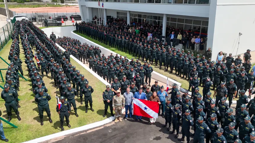 default <div class='credito_fotos'>Foto: Augusto Miranda / Ag. Pará   |   <a href='/midias/2025/originais/20251201133310-GF00025745-F00473749.jpg' download><i class='fa-solid fa-download'></i> Download</a></div>