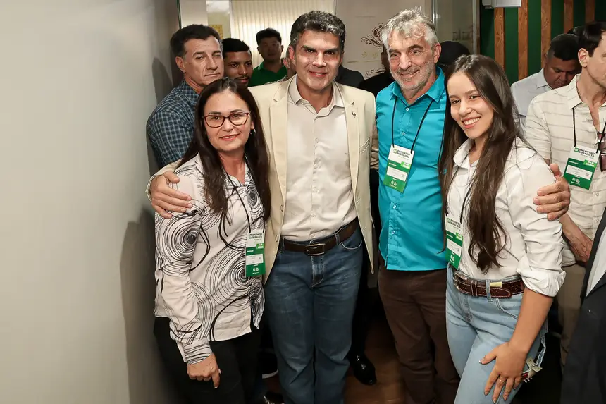  <div class='credito_fotos'>Foto: Marco Santos / Ag. Pará   |   <a href='/midias/2025/originais/20251202165323-GF00025749-F00473823.jpg' download><i class='fa-solid fa-download'></i> Download</a></div>