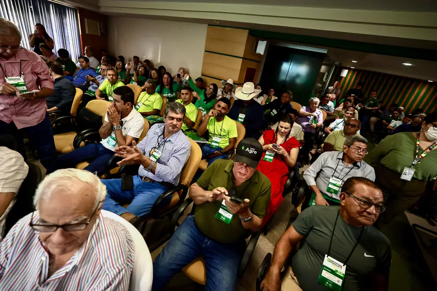  <div class='credito_fotos'>Foto: Marco Santos / Ag. Pará   |   <a href='/midias/2025/originais/20251202165355-GF00025749-F00473840.jpg' download><i class='fa-solid fa-download'></i> Download</a></div>