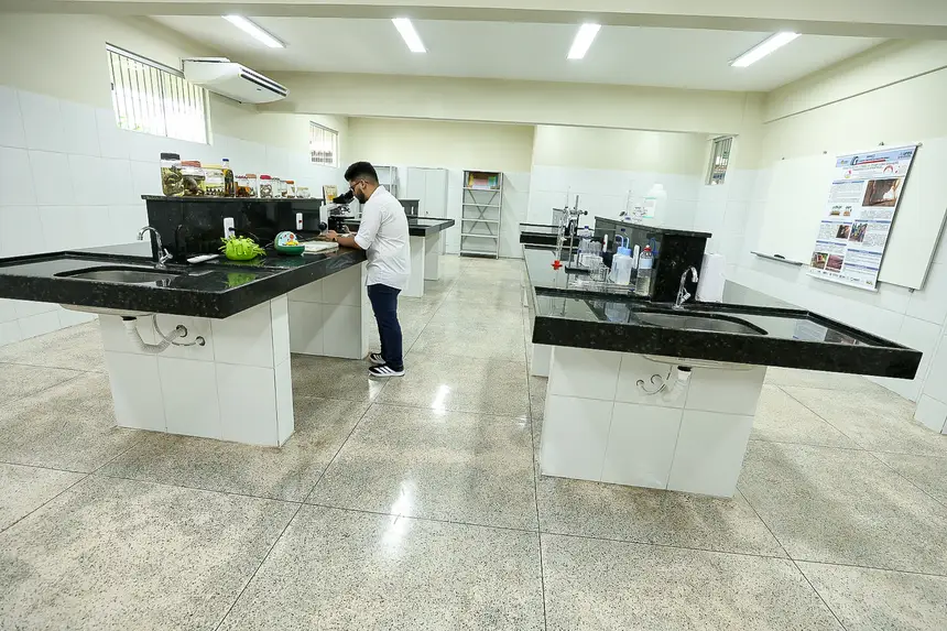  <div class='credito_fotos'>Foto: Alex Ribeiro / Ag. Pará   |   <a href='/midias/2025/originais/20251202180639-GF00025751-F00473913.jpg' download><i class='fa-solid fa-download'></i> Download</a></div>